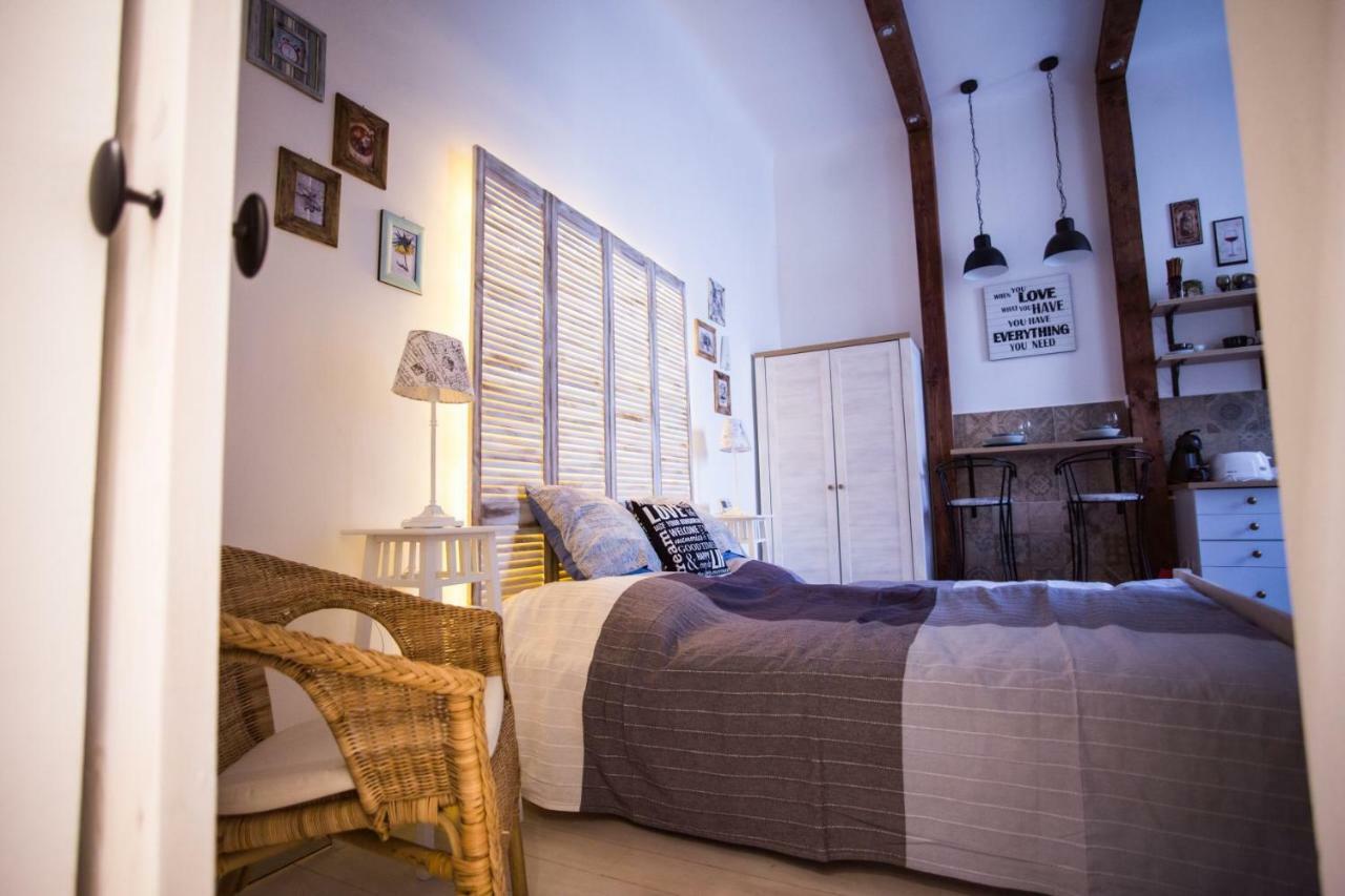 Izabella Vintage Style Apartment Budapest Exterior photo